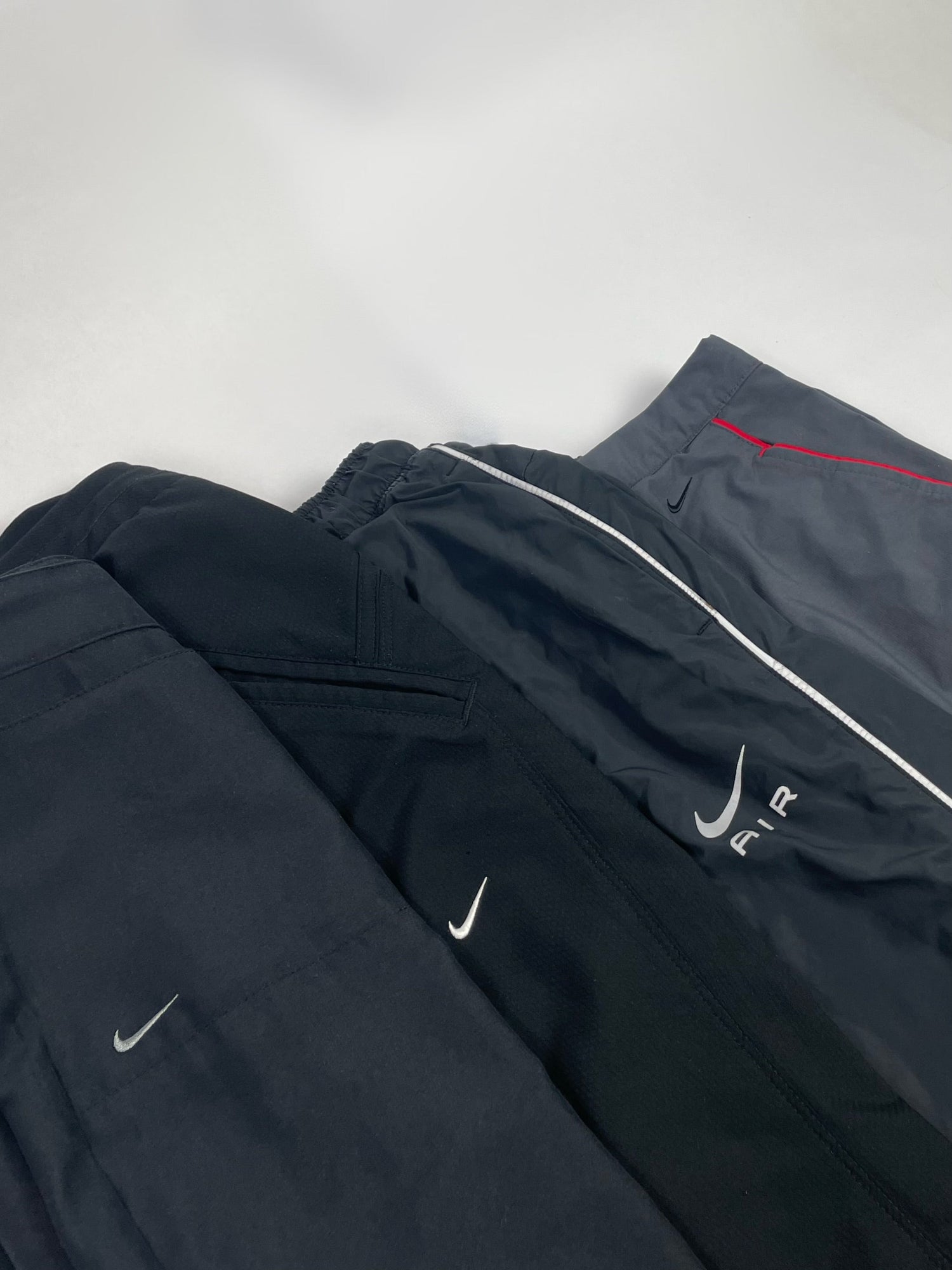 Trackpants