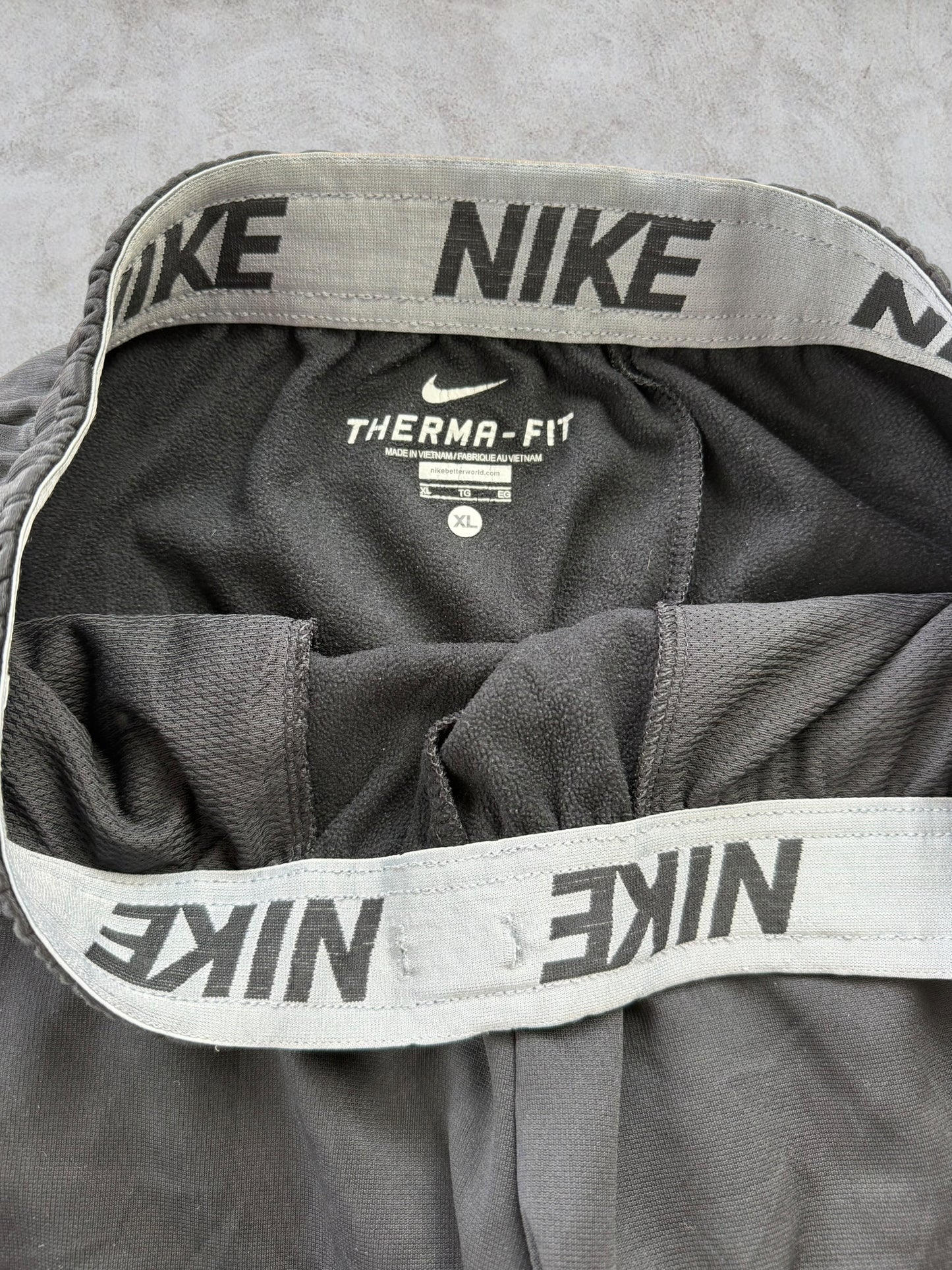 Vintage Nike Trackpants (XL)