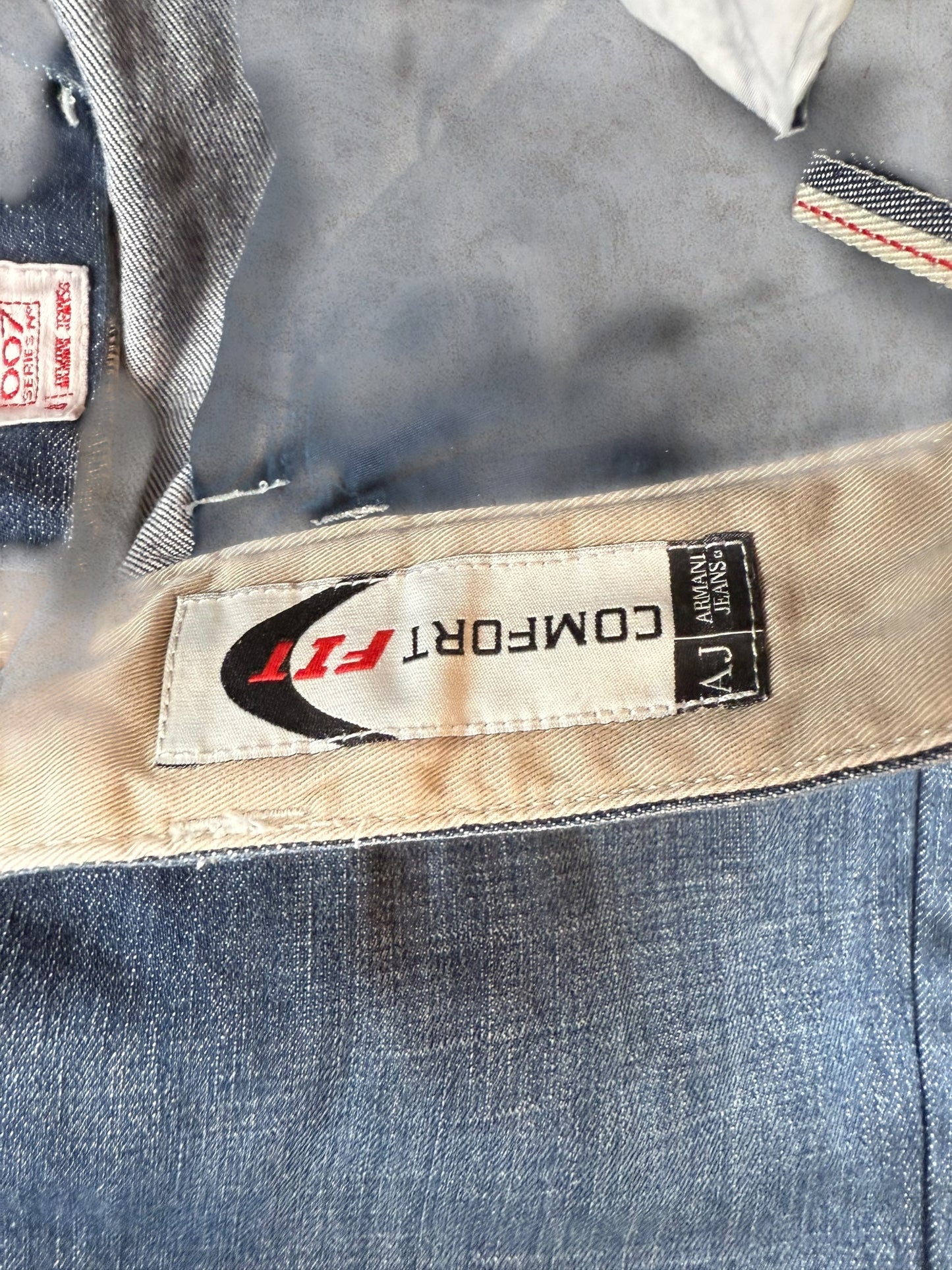 Vintage Armani Jeans (33)