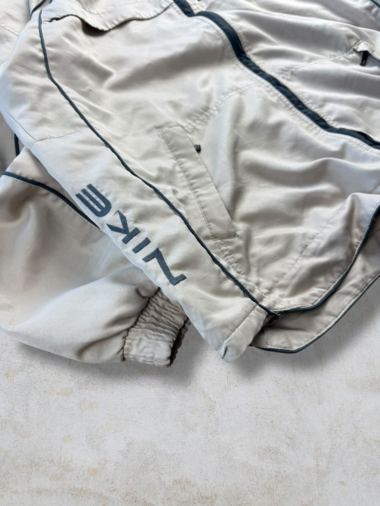 Vintage Nike Trackjacket (XL)