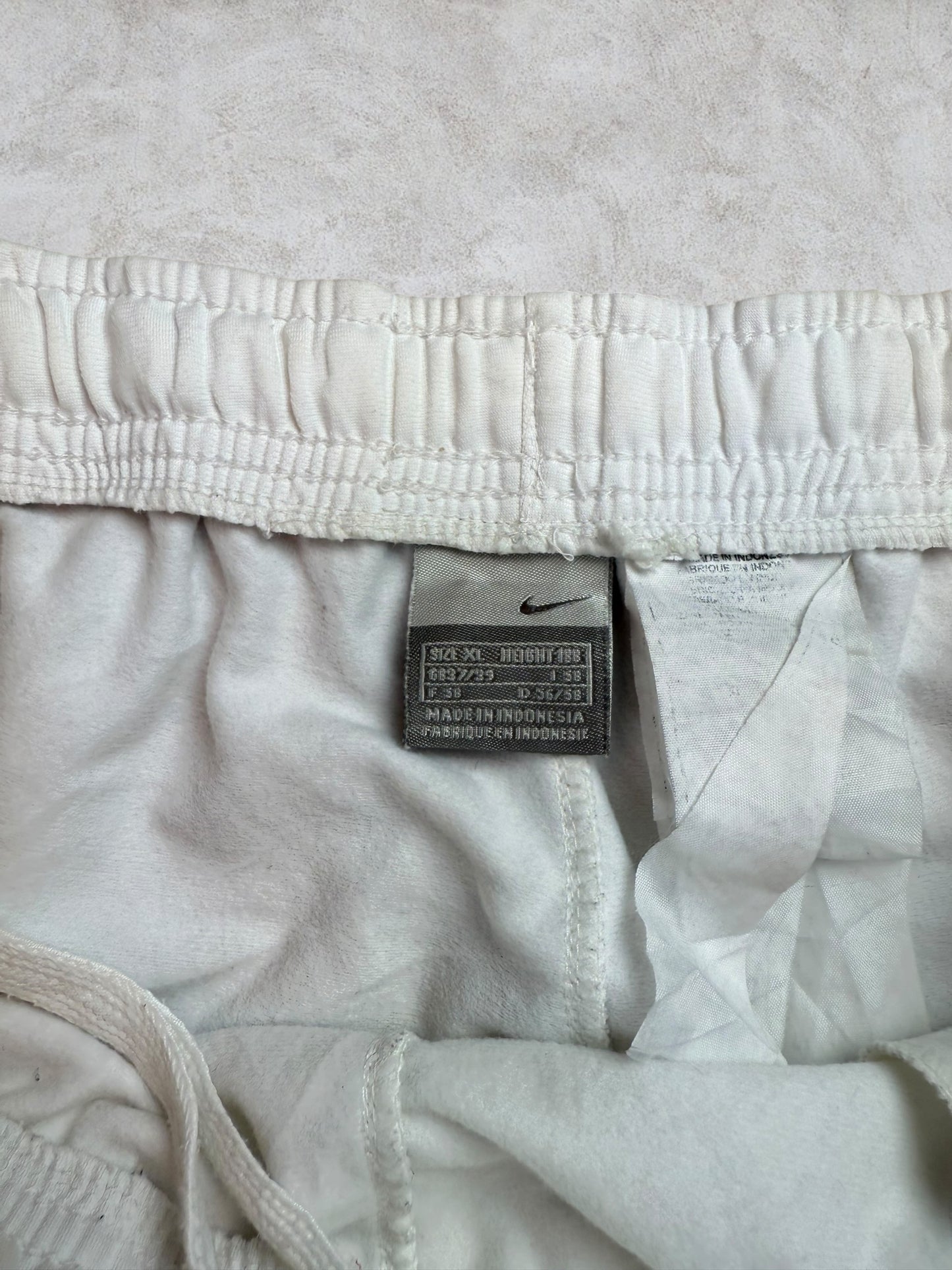 Vintage Nike Trackpants (XL)