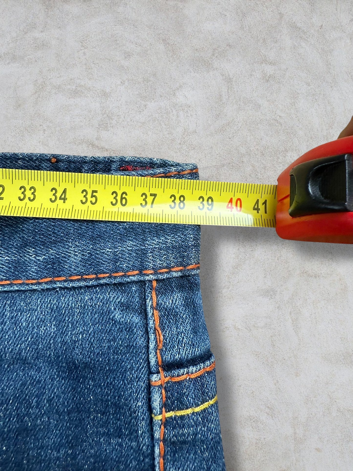 Vintage True Religion Jeans (28)