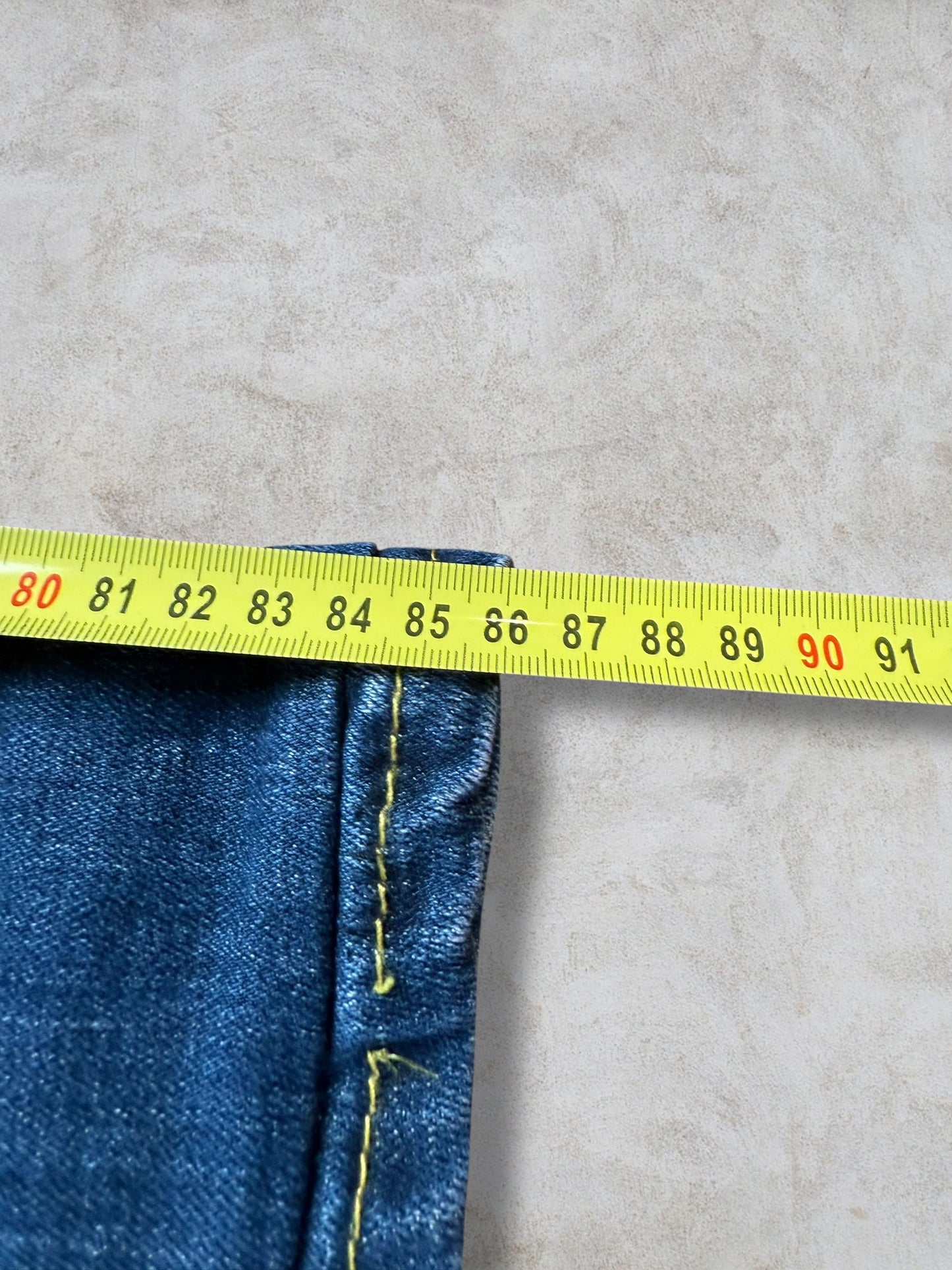 Vintage True Religion Jeans (28)